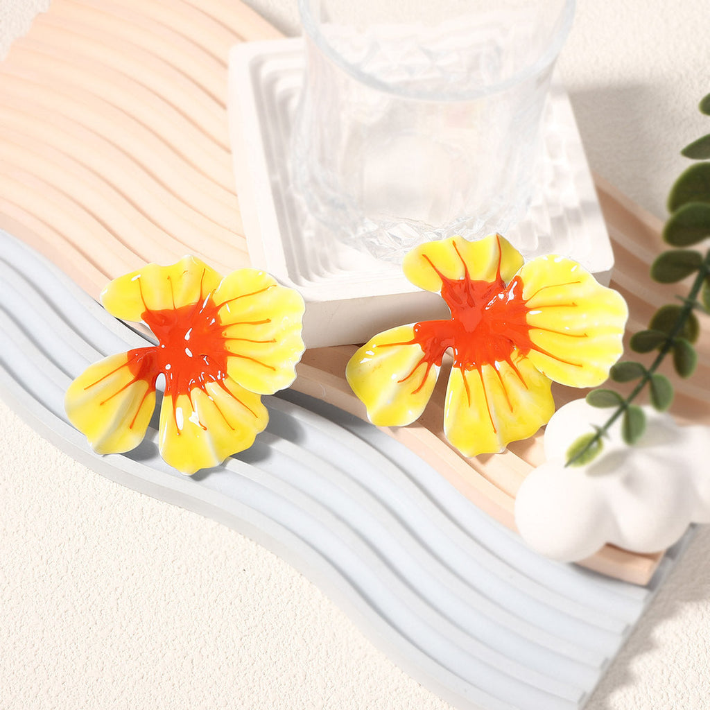 Beautiful Earring with Unique Style