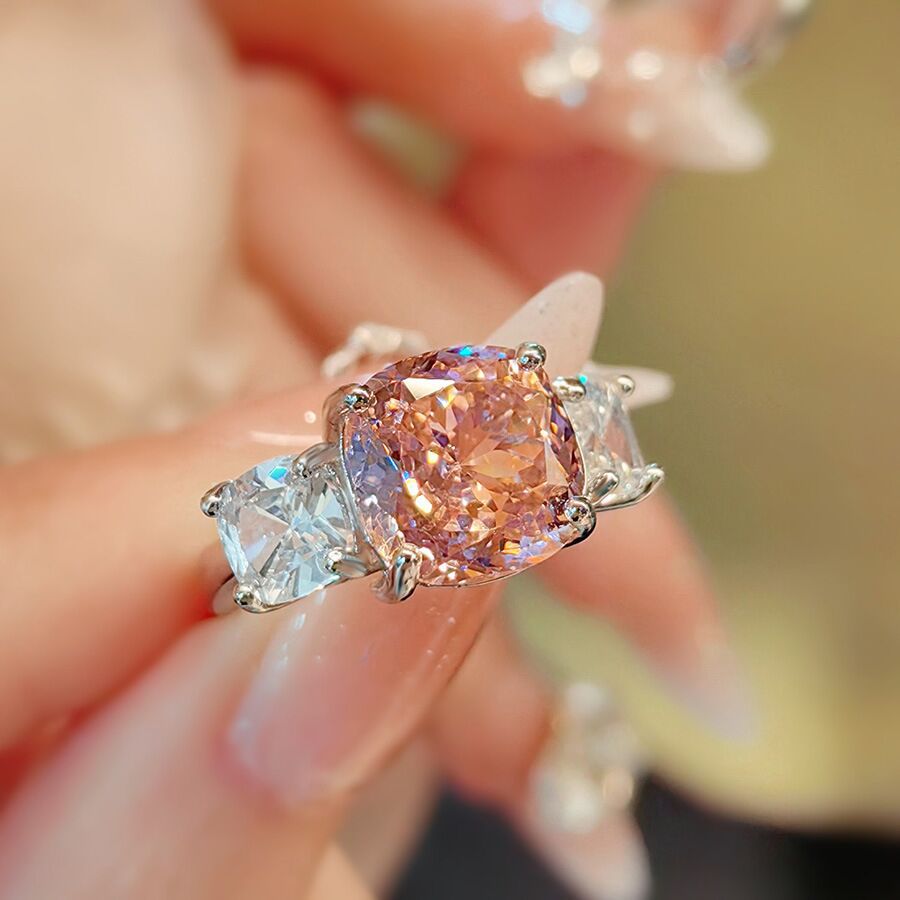Stunning Necklace for Daily Wear