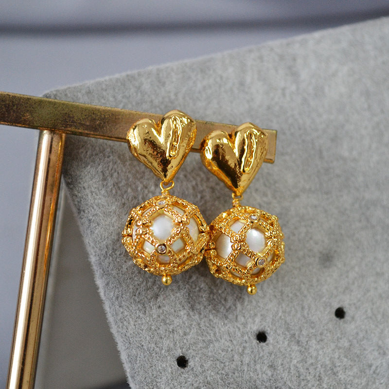 Vintage Handmade Gold Earring