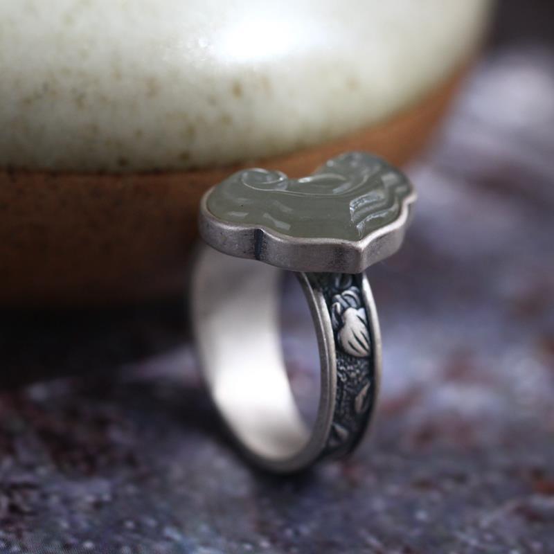 Romantic Silver Pendant for Special Moments
