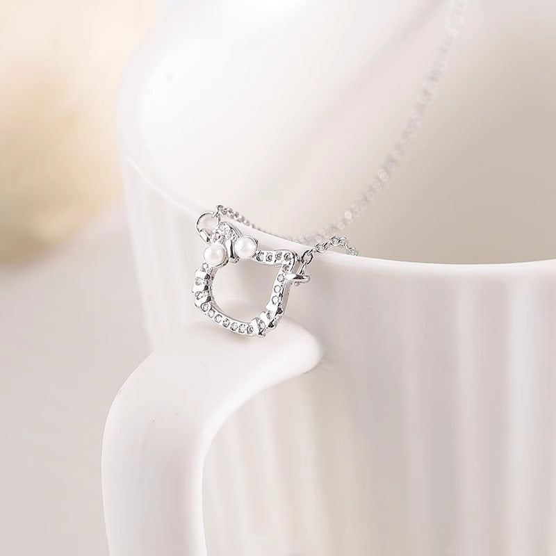 Classic Set with Timeless Appeal