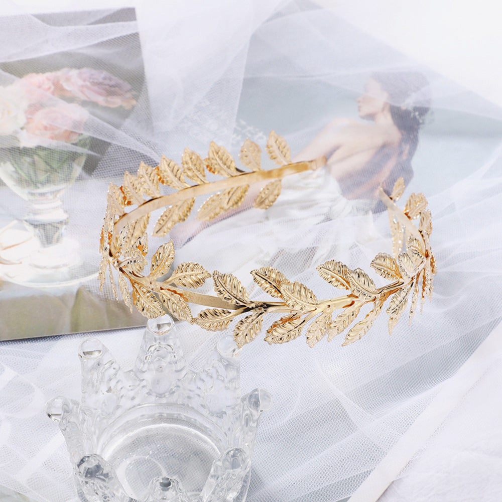 Stunning Gold Piece for Daily Wear
