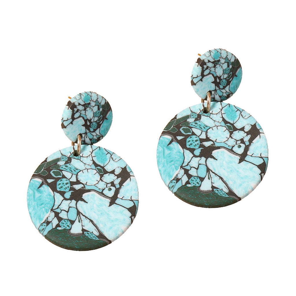 Charming Earring for Any Occasion