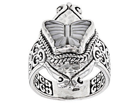Stunning Silver Ring for Daily Wear