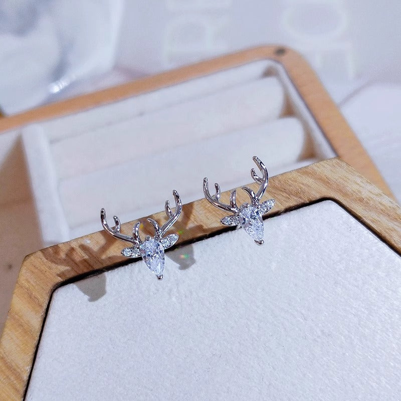 Stunning Earring for Daily Wear