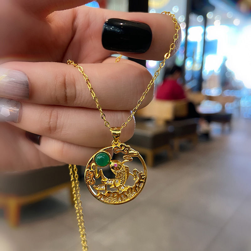 Elegant Gold Necklace for Every Occasion