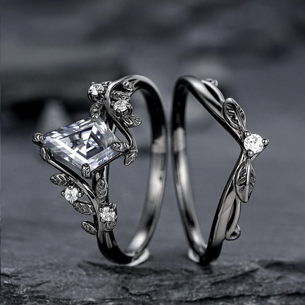 Beautiful Gold Ring with Unique Style