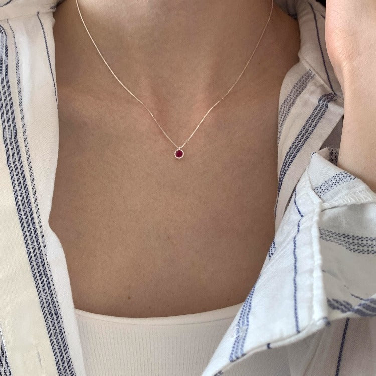Stunning Necklace for Daily Wear