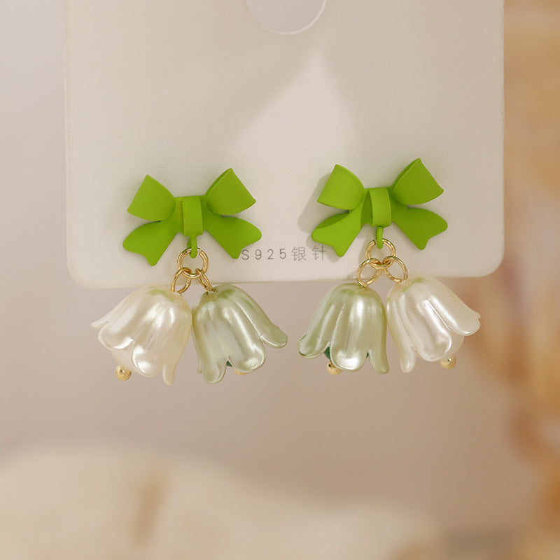 Charming Earring for Any Occasion