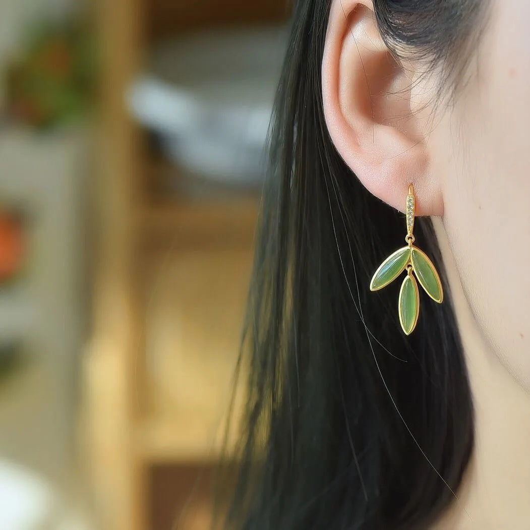 Elegant Silver Earring for Every Occasion