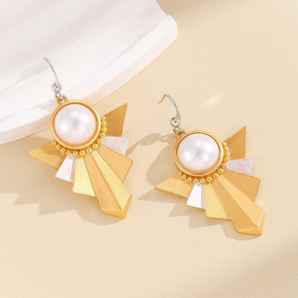 Romantic Pearl Earring for Special Moments