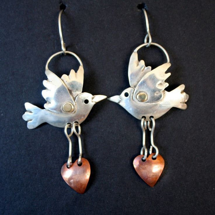 Charming Earring for Any Occasion