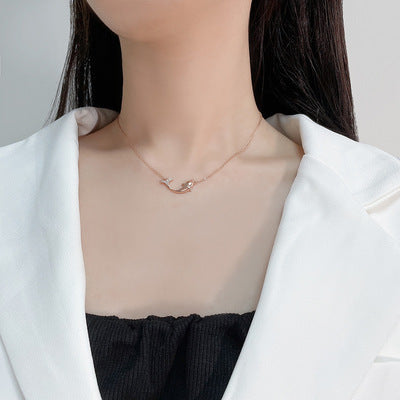 Beautiful Silver Necklace with Unique Style