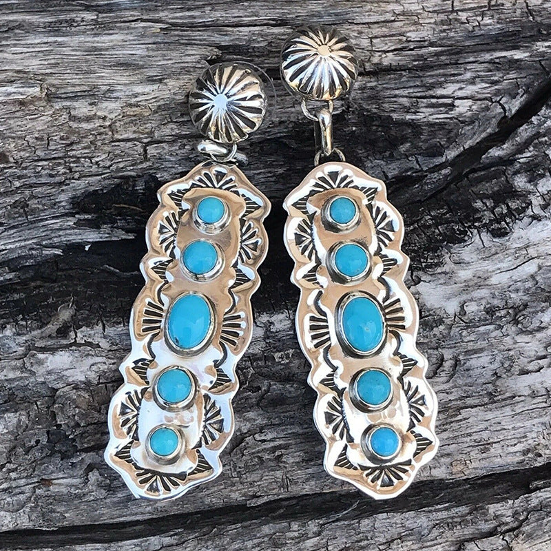 Classic Earring with Timeless Appeal