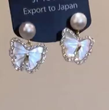 Vintage Handmade Earring