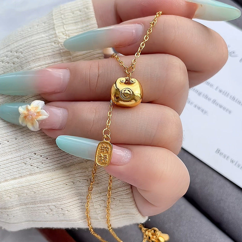 Classic Necklace with Timeless Appeal