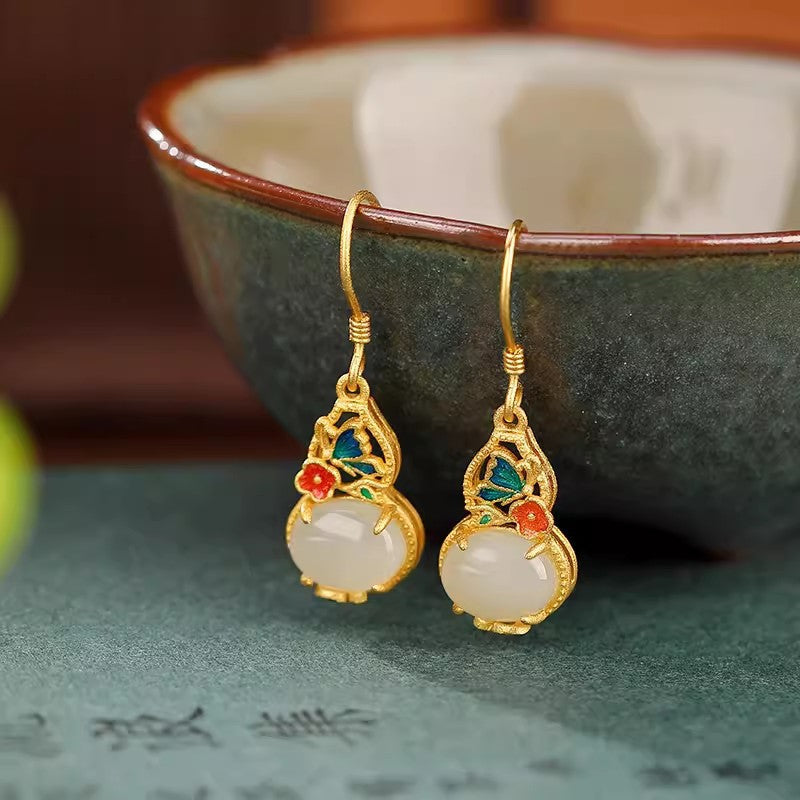 Classic Silver Earring with Timeless Appeal