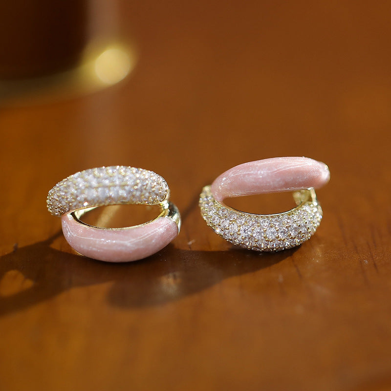 Charming Earring for Any Occasion