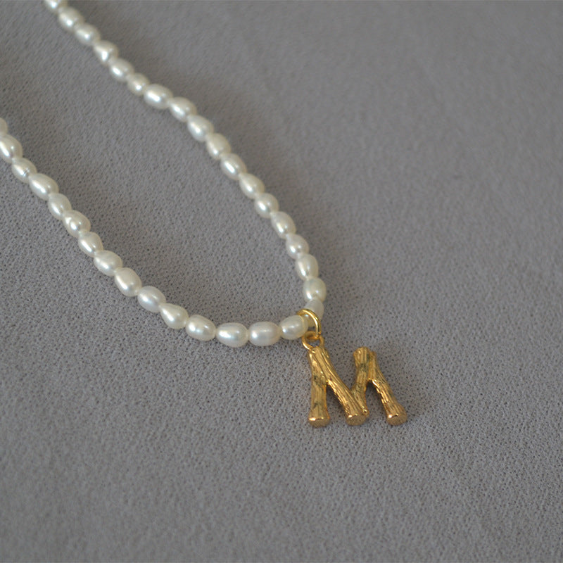 Romantic Pearl Necklace for Special Moments