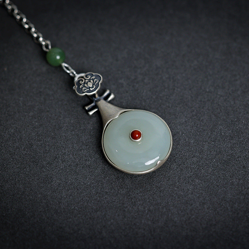 Beautiful Pendant with Unique Style