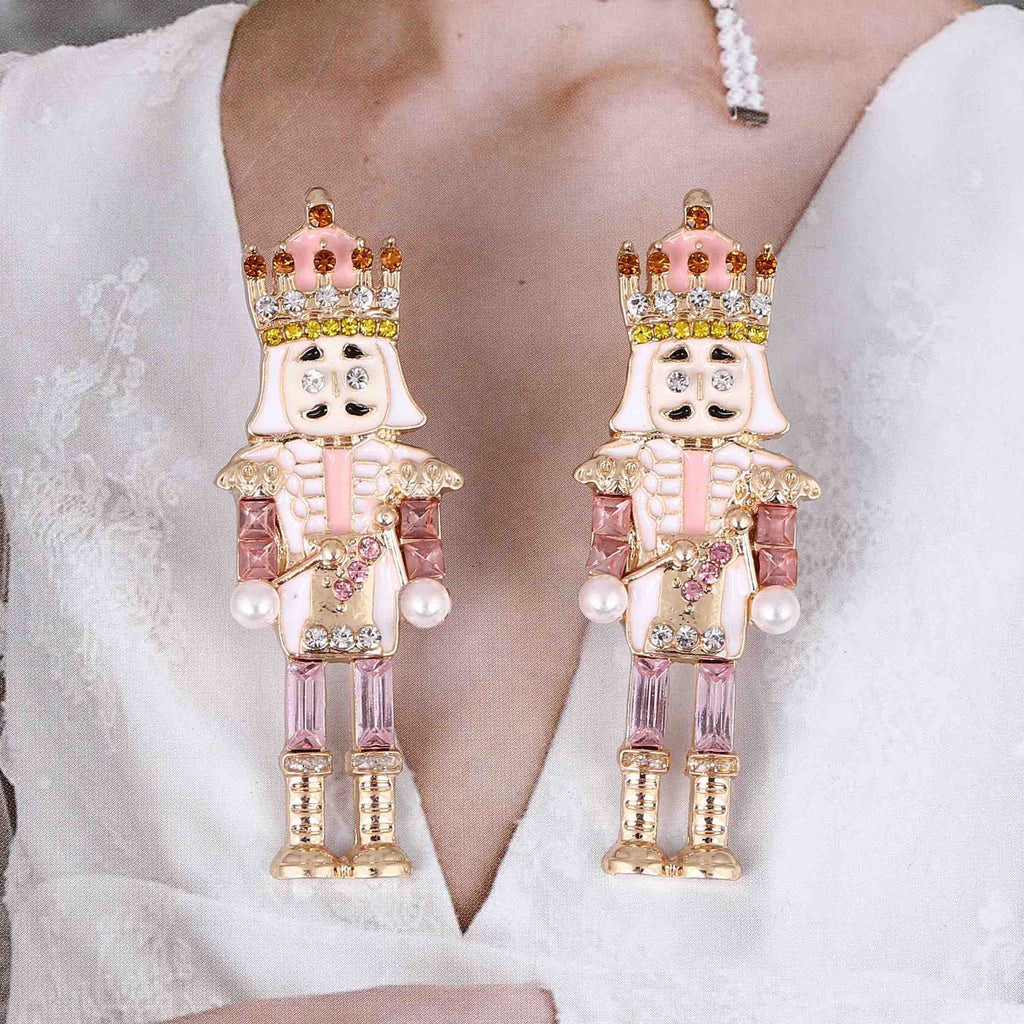 Charming Earring for Any Occasion