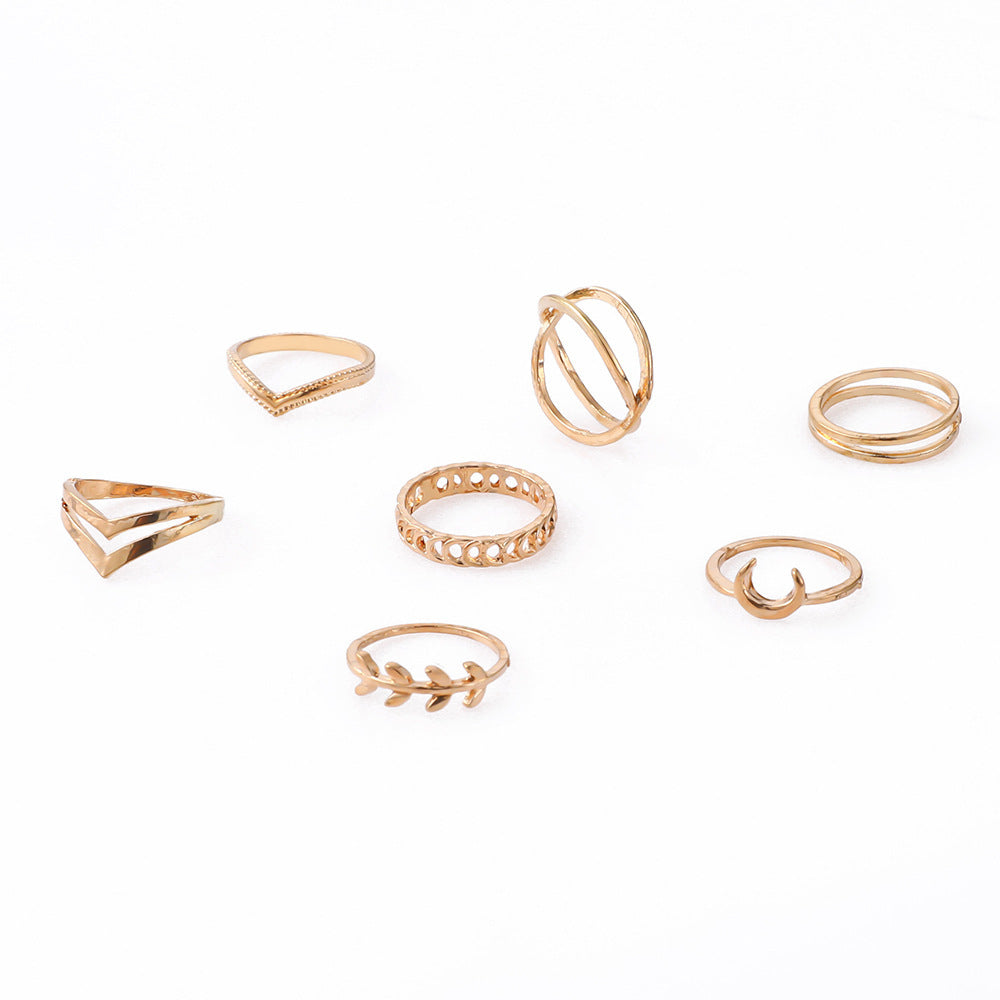 Beautiful Gold Set with Unique Style