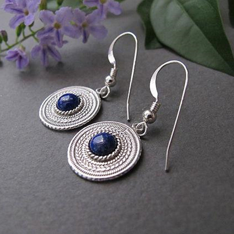 Romantic Silver Earring for Special Moments