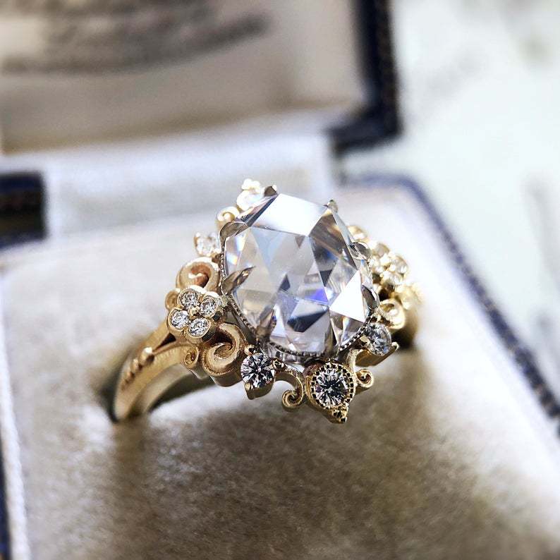 Romantic Gold Ring for Special Moments