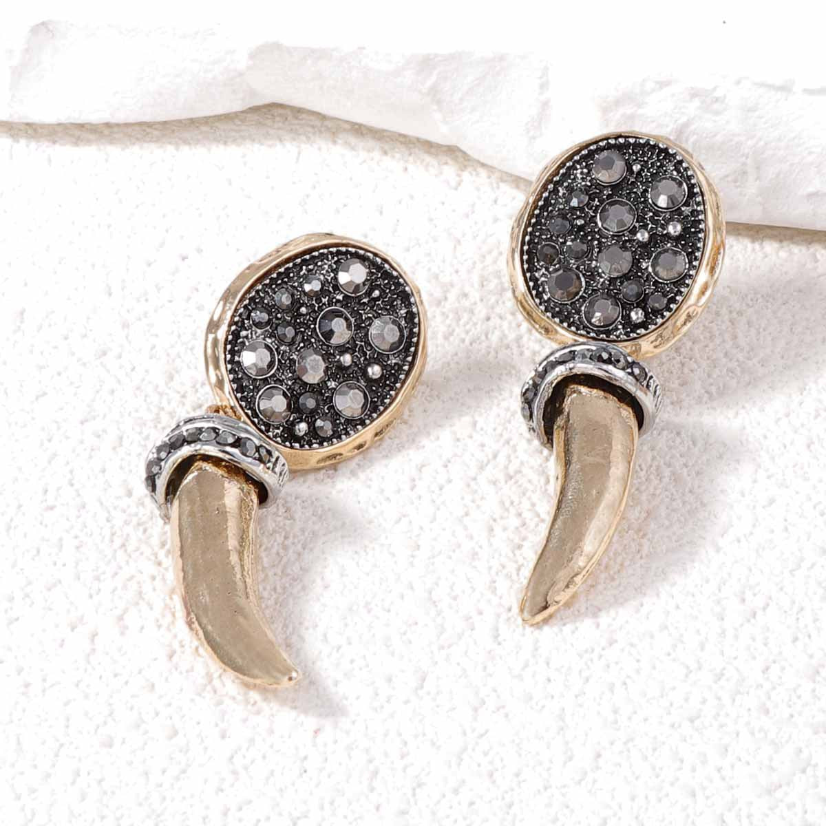 Stunning Earring for Daily Wear