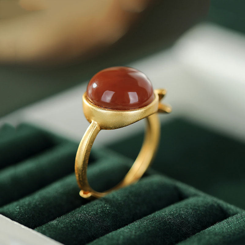 Charming Silver Ring for Any Occasion