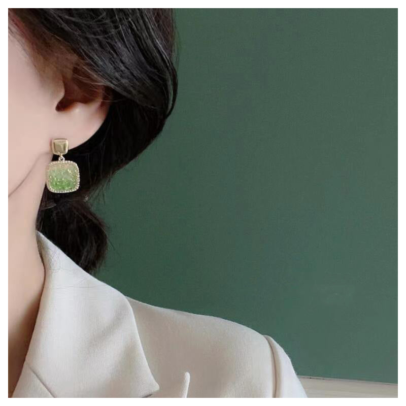 Elegant Earring for Every Occasion