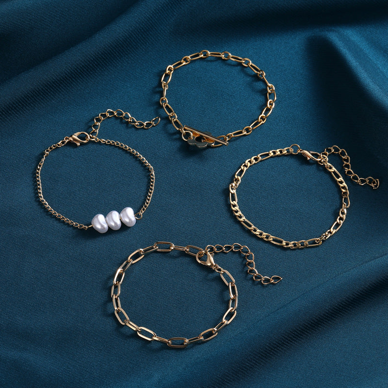 Classic Pearl Bracelet with Timeless Appeal