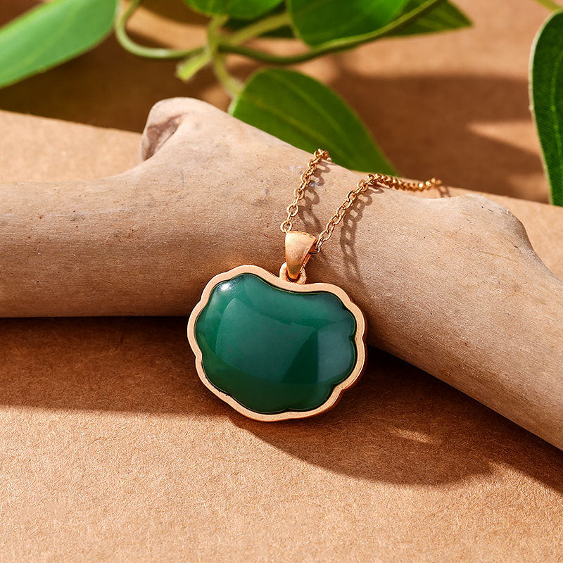 Charming Necklace for Any Occasion