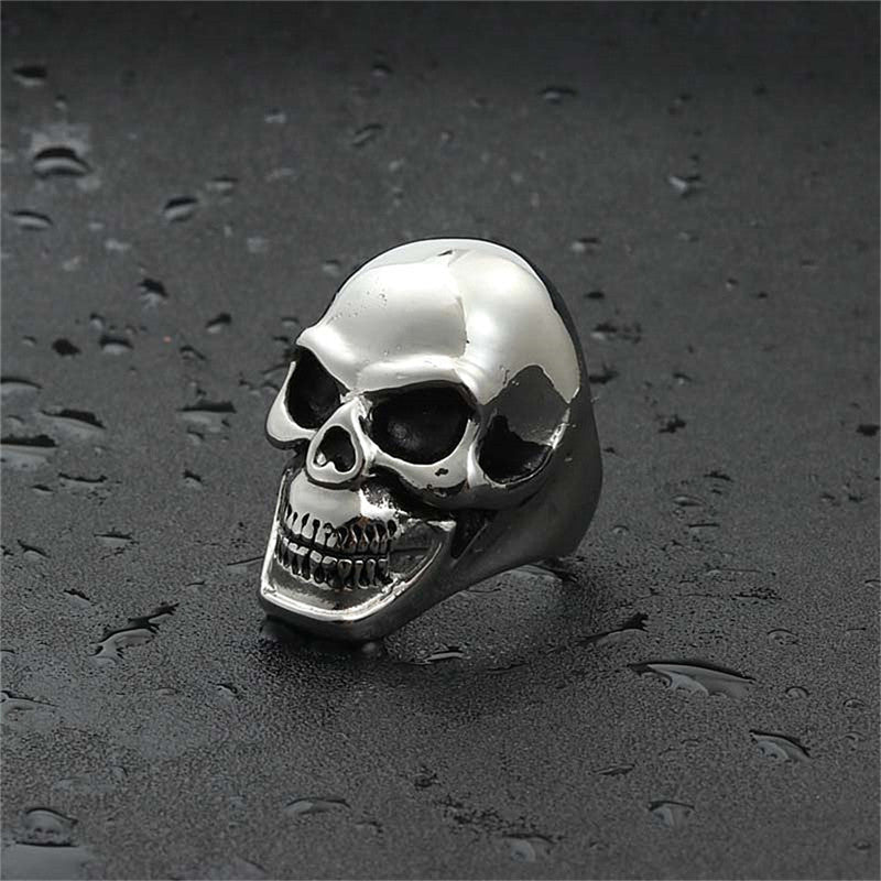 Classic Ring with Timeless Appeal