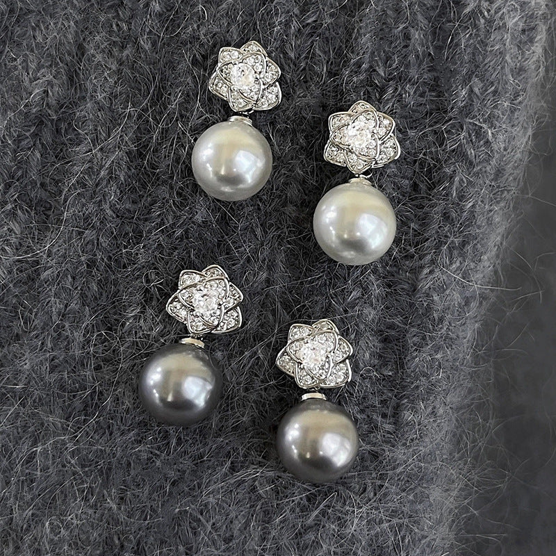 Stunning Pearl Earring for Daily Wear