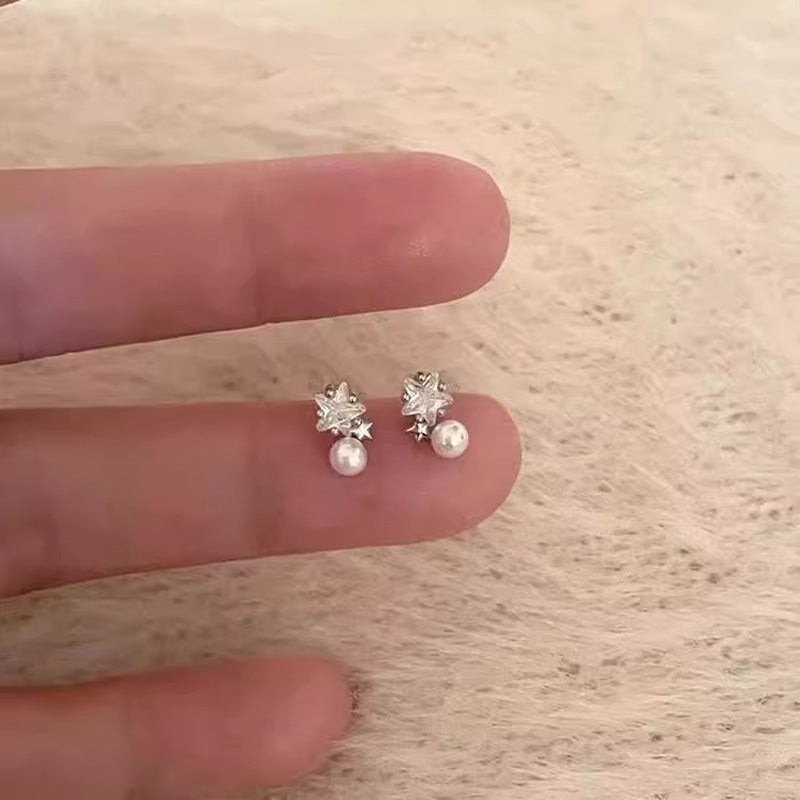 Romantic Pearl Earring for Special Moments
