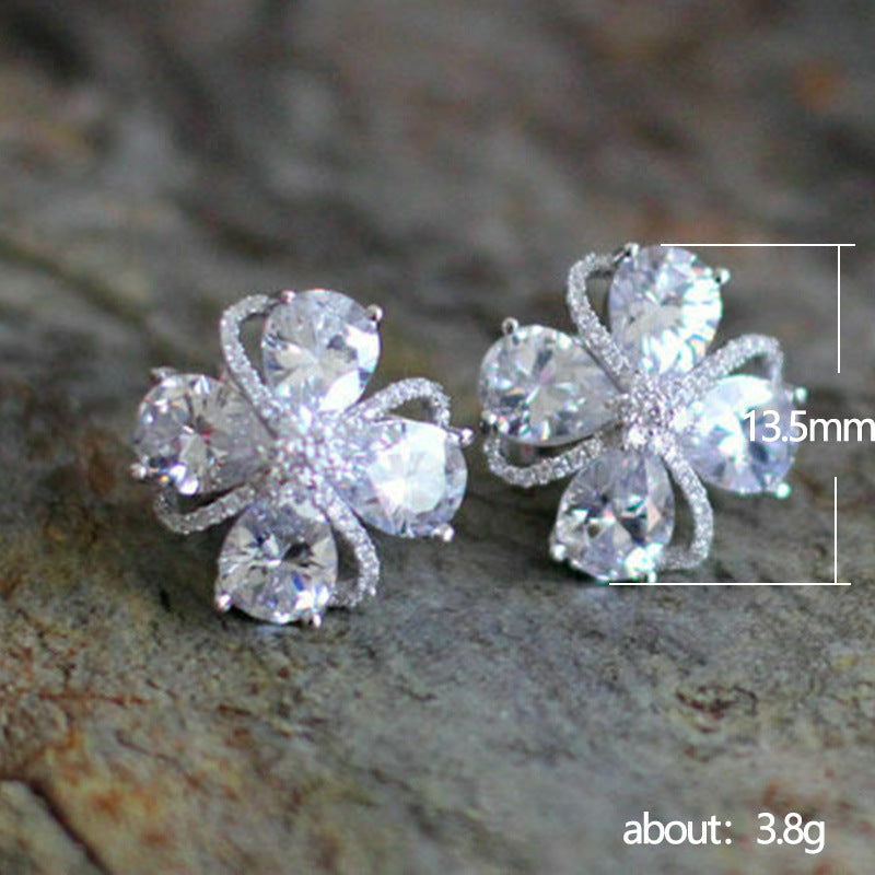 Stunning Earring for Daily Wear