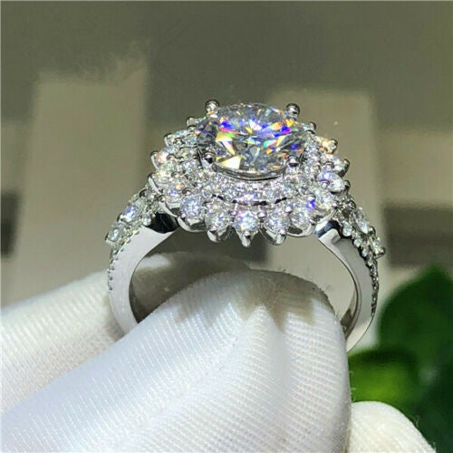 Beautiful Ring with Unique Style