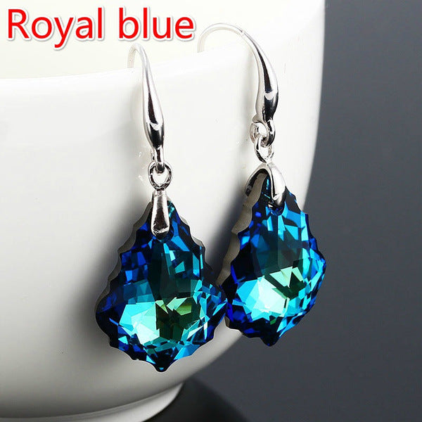 Elegant Silver Earring for Every Occasion
