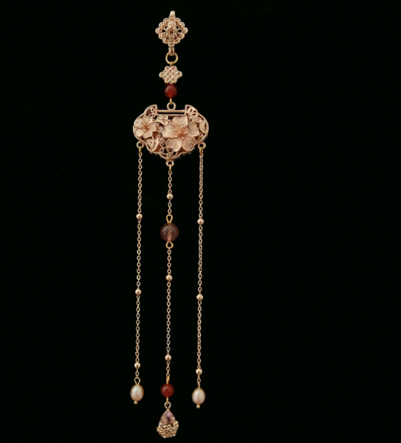 Classic Pearl Pendant with Timeless Appeal