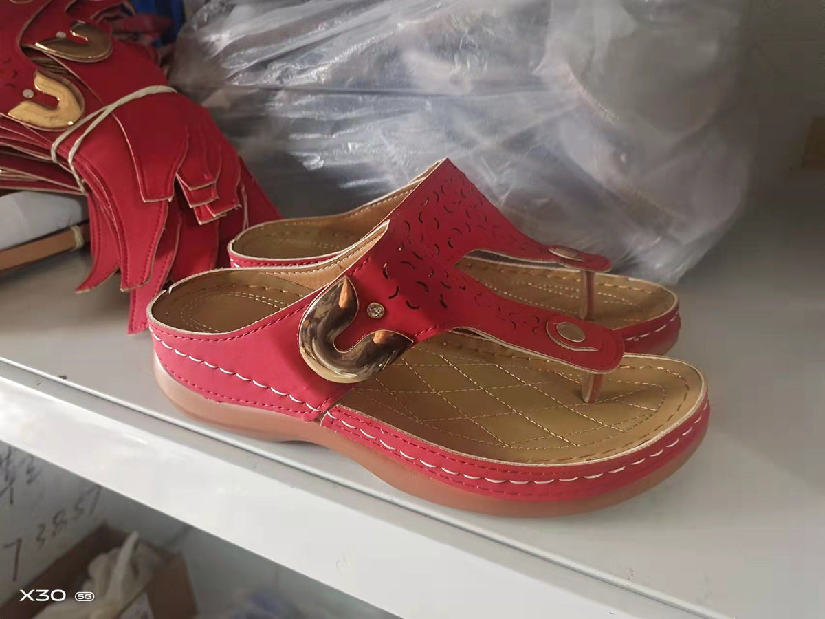 Chic Orthopedic Sandals with Unique Design