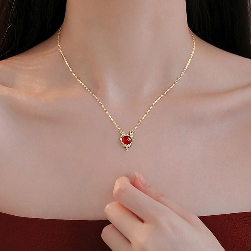 Classic Necklace with Timeless Appeal