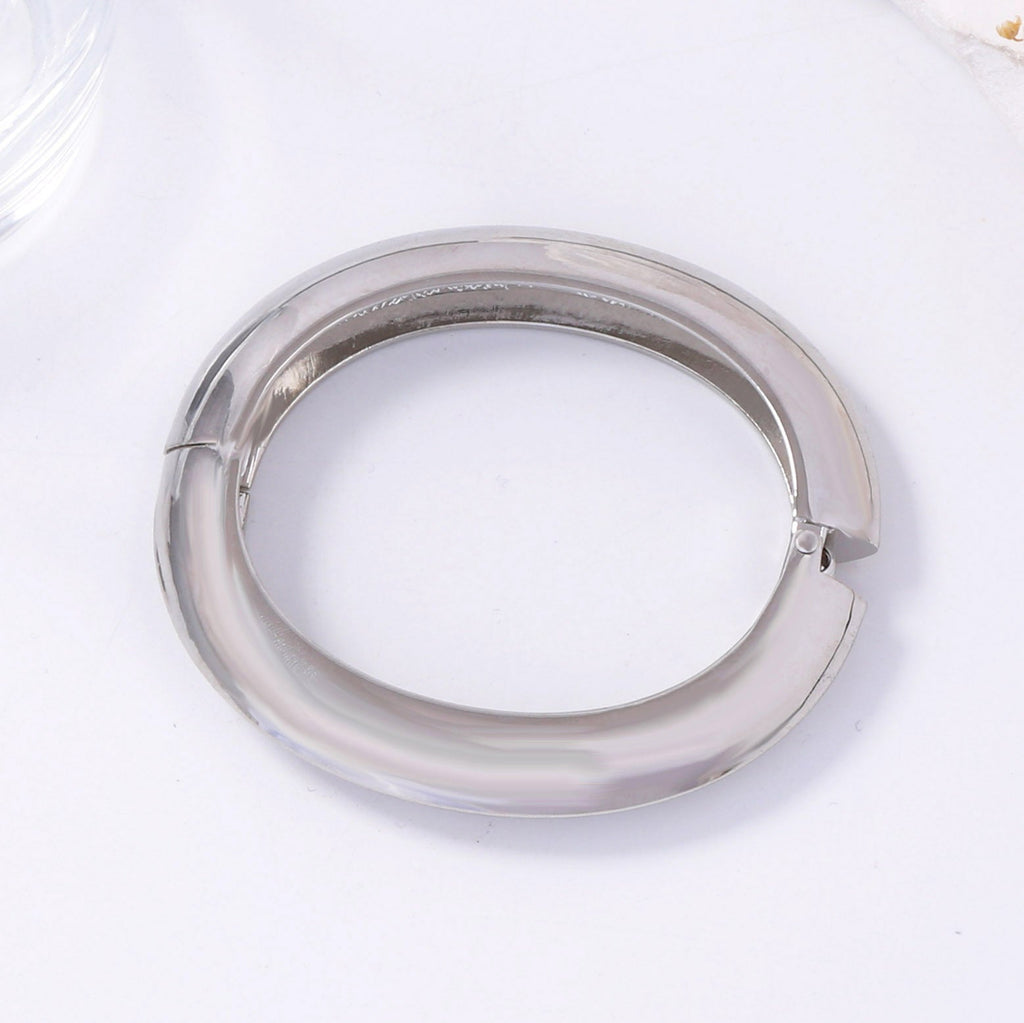 Charming Bracelet for Any Occasion