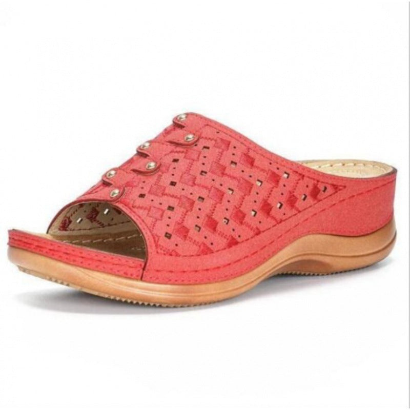 Graceful Orthopedic Sandals for Modern Look