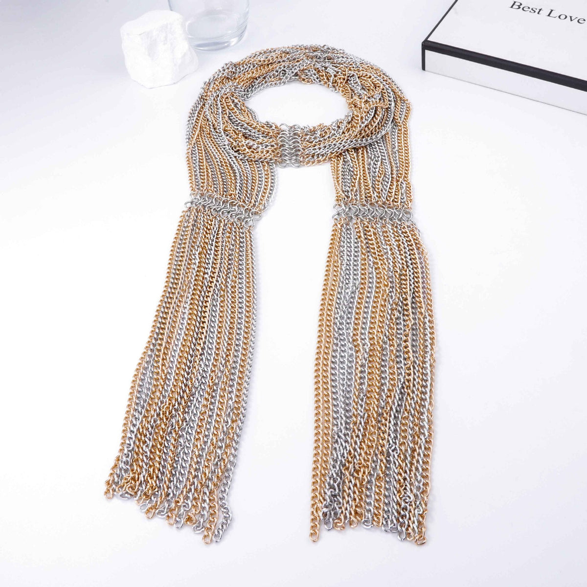 Romantic Chain for Special Moments