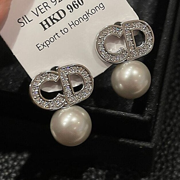 Elegant Pearl Earring for Every Occasion
