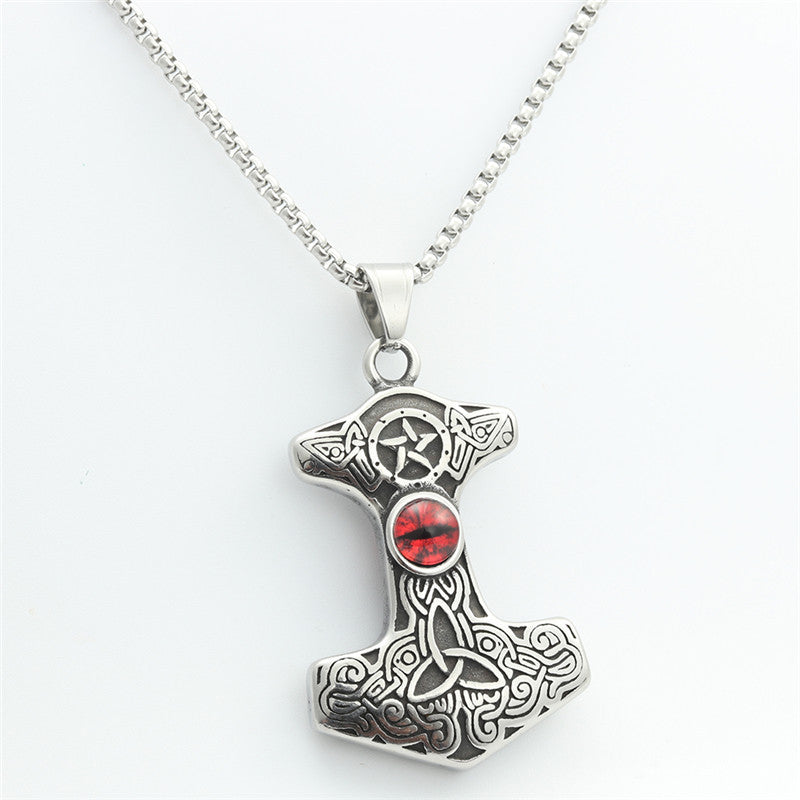 Elegant Pendant for Every Occasion