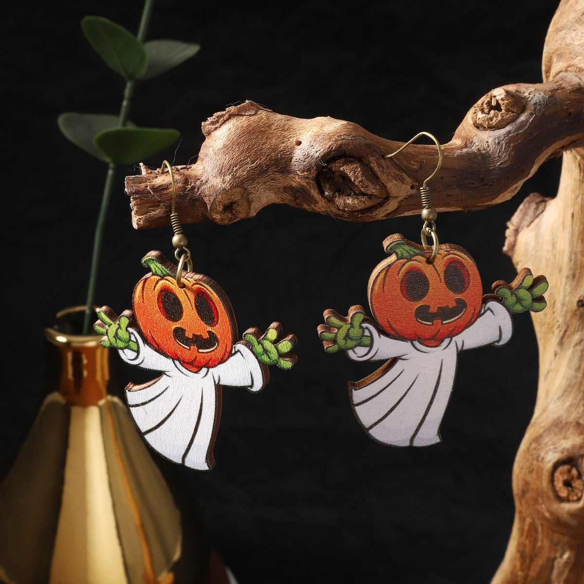 Charming Earring for Any Occasion