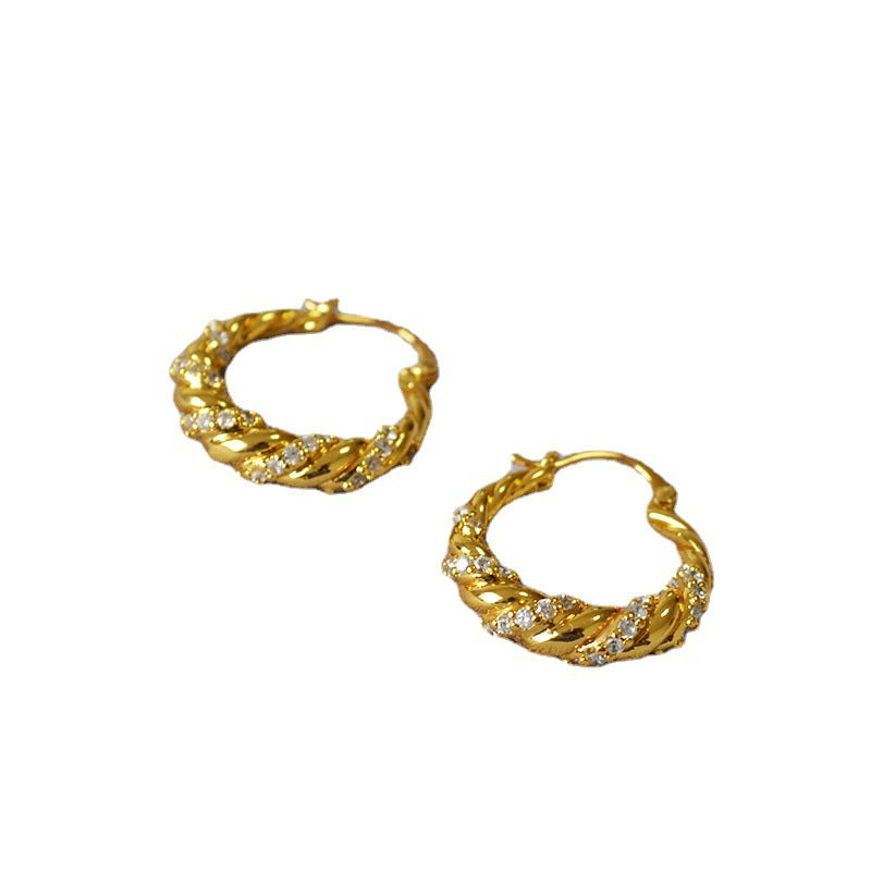 Romantic Earring for Special Moments