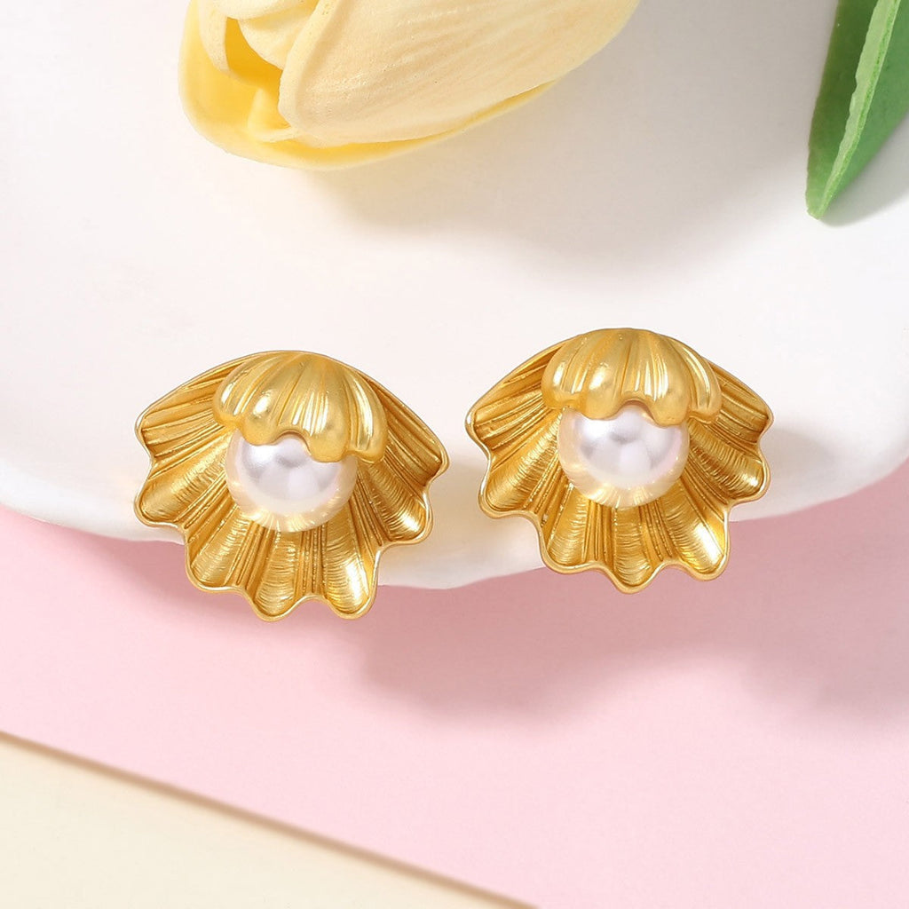 Delicate Artisan Pearl Earring